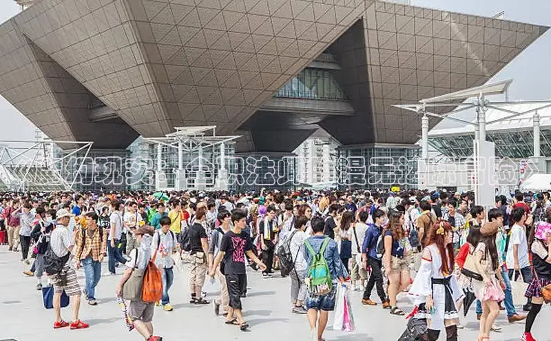 《魔幻现实：全职法师的漫无边际冒险》